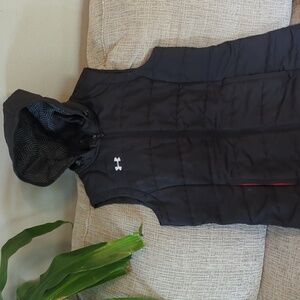 Under armour Hooded Black Veat